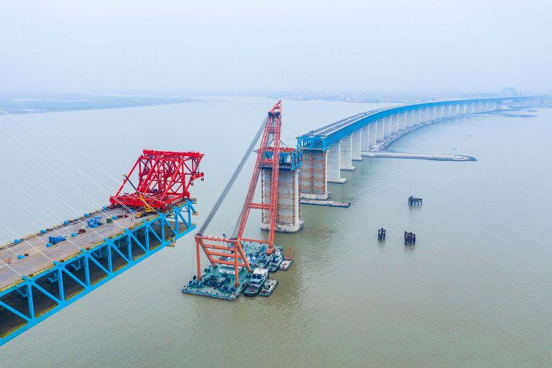滬通長(zhǎng)江大橋